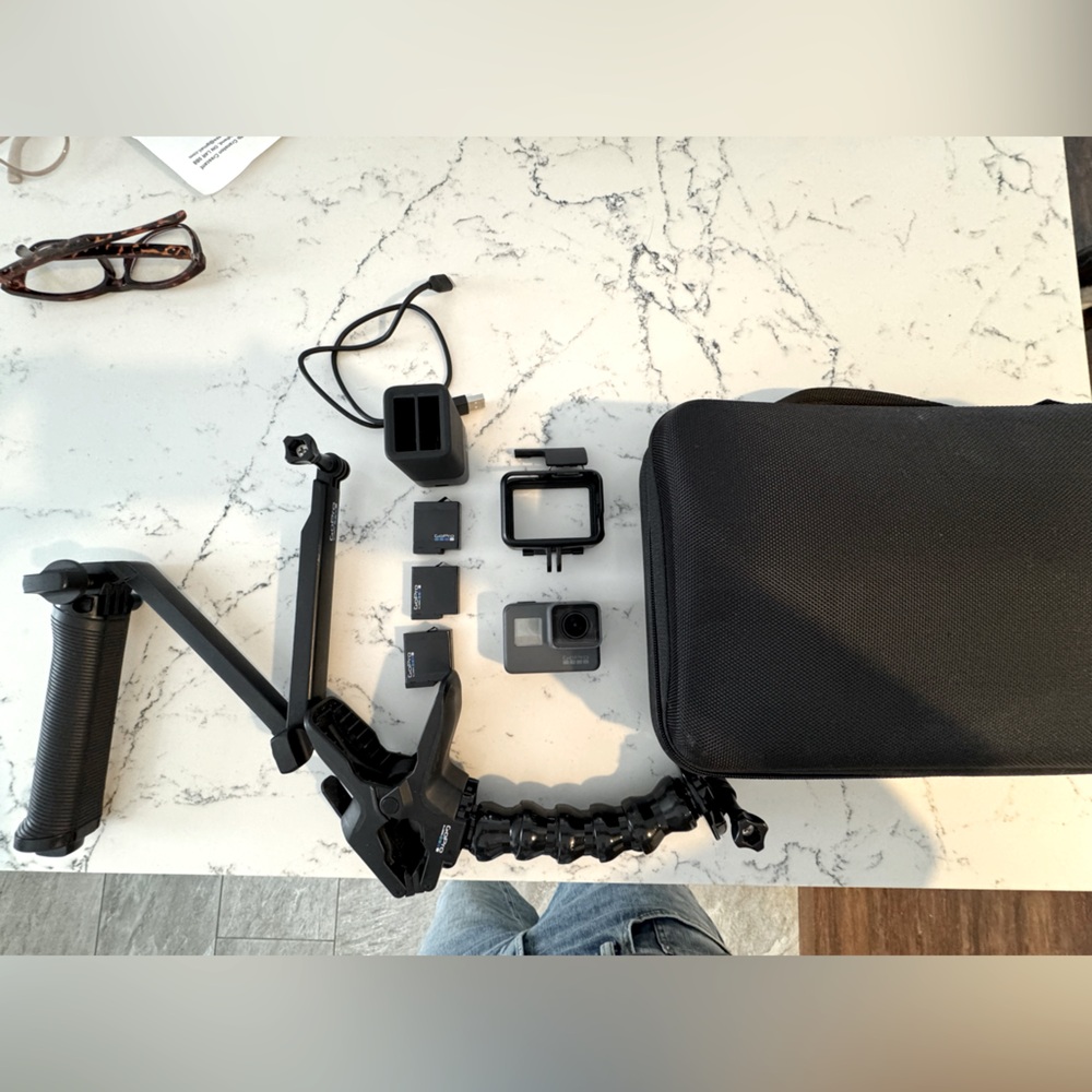 Go Pro Hero 5 and accessories